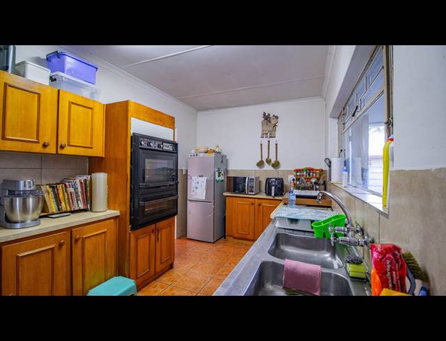 3 BEDROOM HOUSE FOR SALE IN KRUGERSRUS